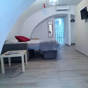 Appartamento La Guglia, Napoli